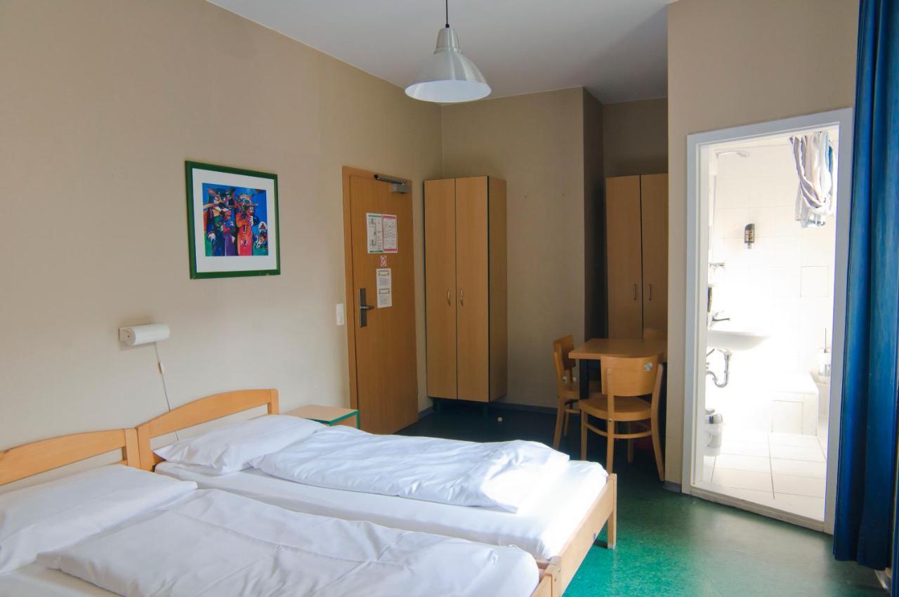 Happy Hotel Berlin Kültér fotó